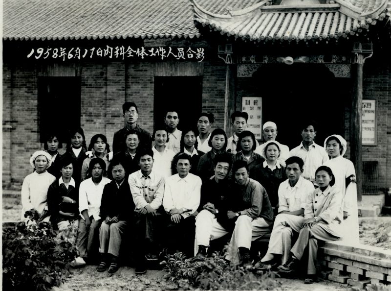 时期12:调回中国人民解放军第五医院内科（原西北军区第十三路军医院于1954年11阅4日更名为中国人民解放军第五医院）